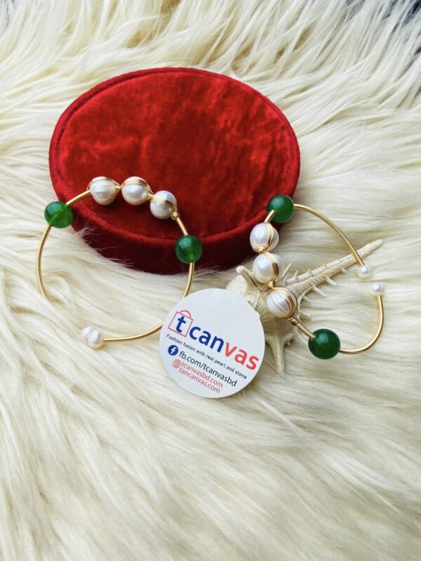 Pearl and stone bracelet  1 pair