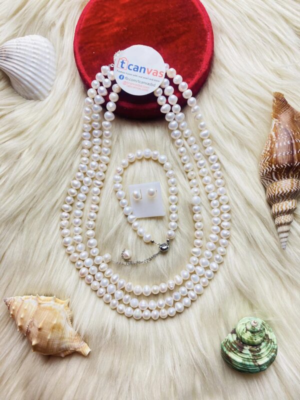 3 Layered Pearl Set