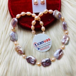Mother pearl necklace